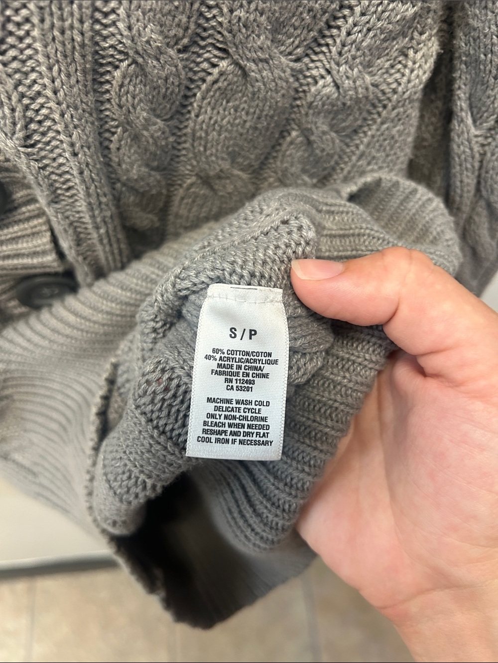 Aeropostale Y2Gray Cable Knit V-Neck Sweater with Button Detail - Picture 5 of 7